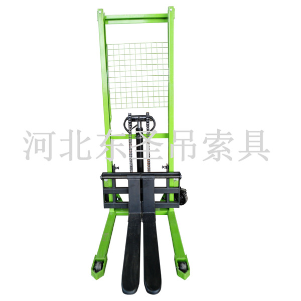 液壓手動(dòng)堆高車(chē)液壓油缸深入剖析,助你購(gòu)買(mǎi)更***產(chǎn)品！